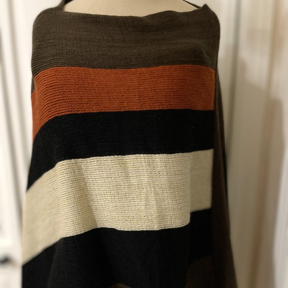 Look Poncho Sweater Womens Boat Neck Pullover Fringed Sides Brown Black Rust OS